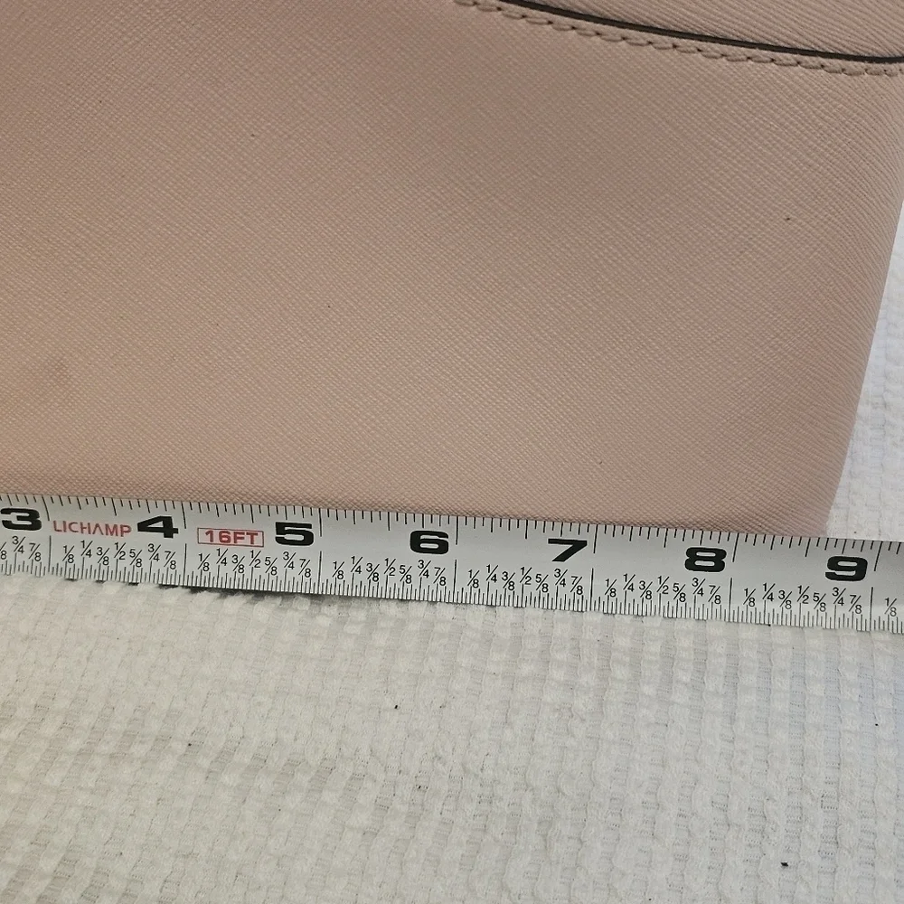 Michael Kors Jet Set Travel Dome Crossbody Bag Leather Powder Blush handhag
